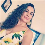 Comprometida y con más de 10 años de experticia en el campo